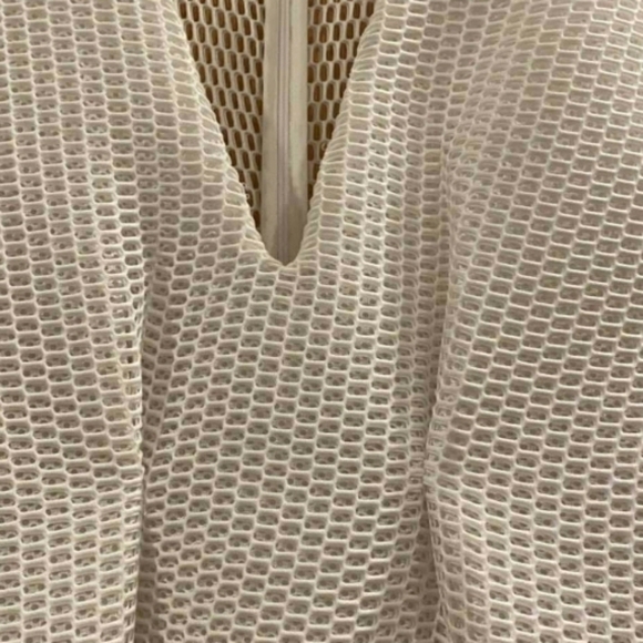 Issue New York Textured Fit & Flare Dress V-neck - Picture 6 of 15